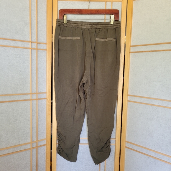 Heartloom medium joggers - Picture 3 of 4